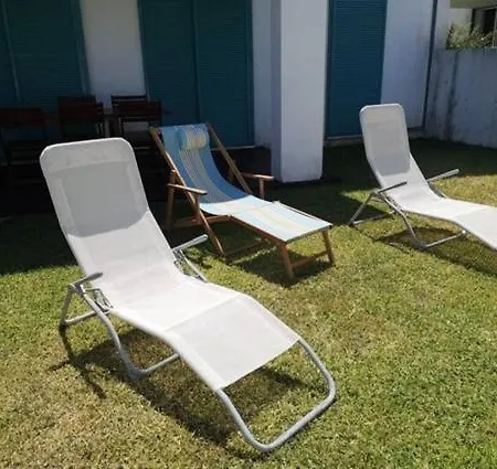 Village By The Sea * 阿尔沃尔